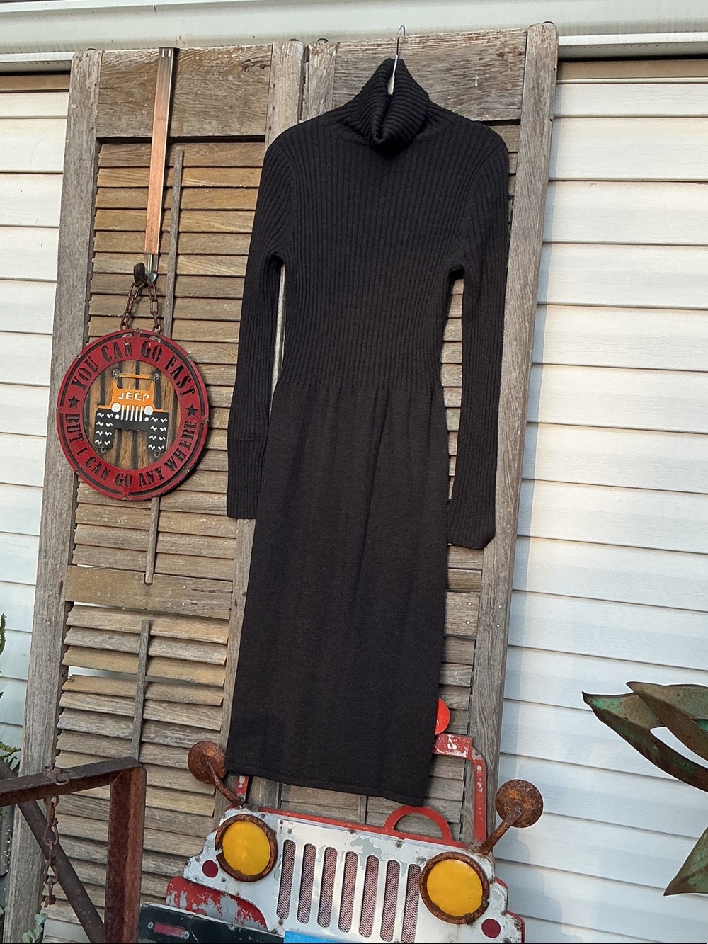 Women's Brown Ribbed Turtleneck Midi Dress